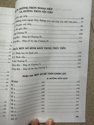 Định hướng và phát triển tư duy giải bài tập Toán Khó lớp 9 - Nguyễn Đức Tấn (miễn phí giao hàng)